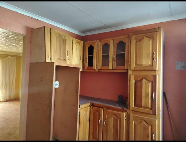 2 BEDROOM HOUSE FOR SALE IN SESHEGO E